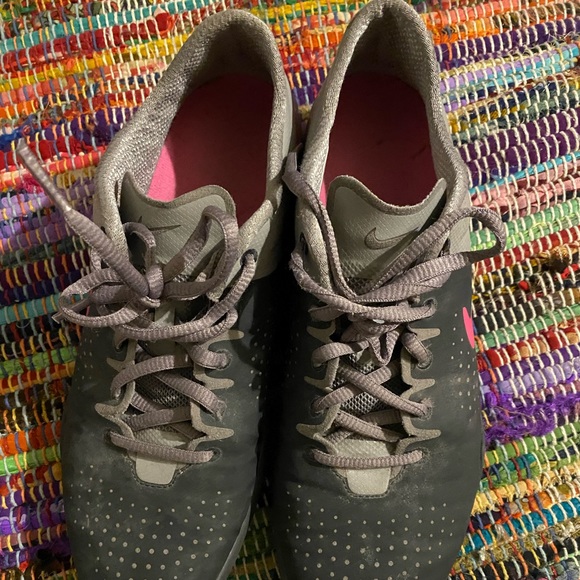 Nike sneakers - Picture 4 of 4